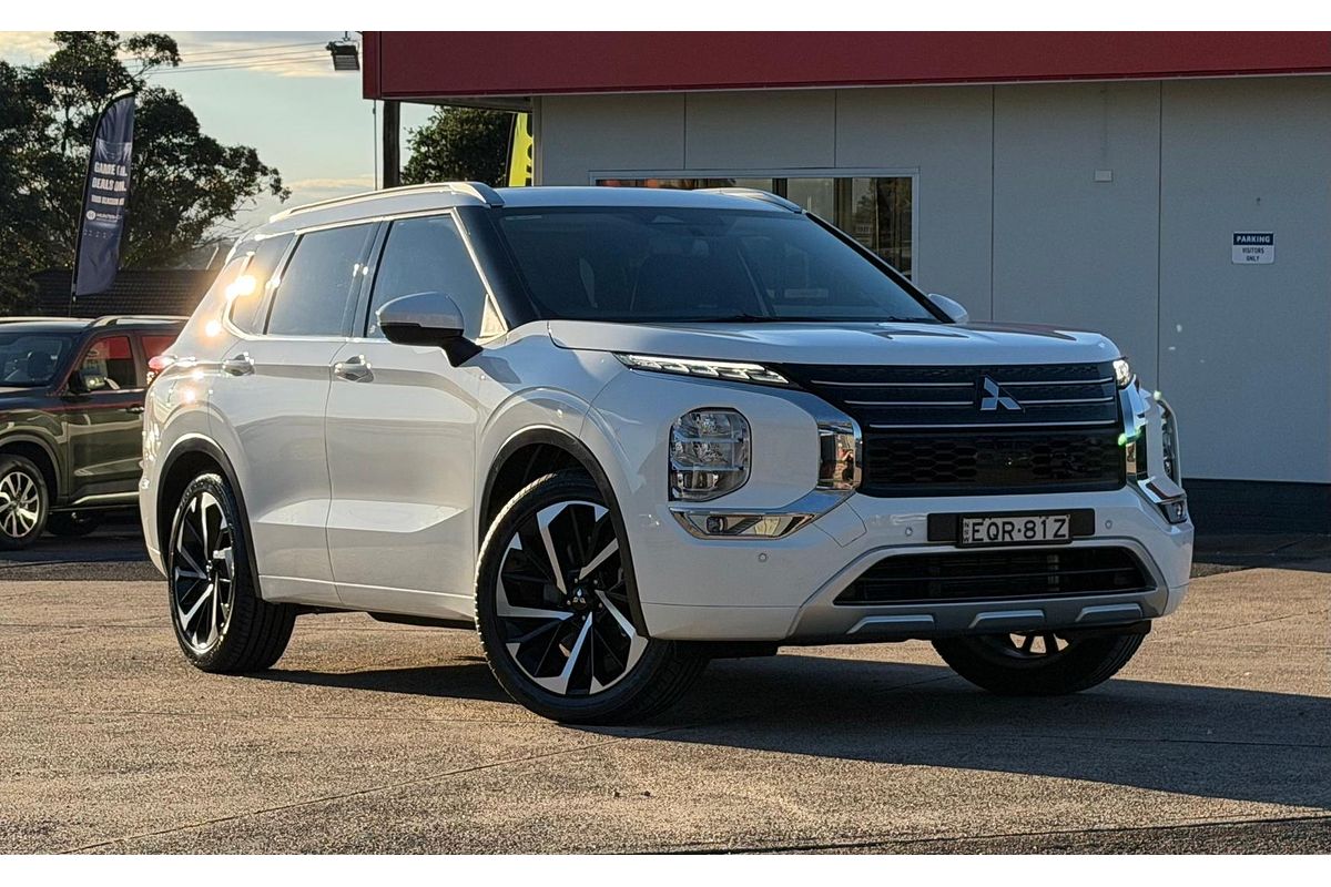 2021 Mitsubishi Outlander Exceed ZM