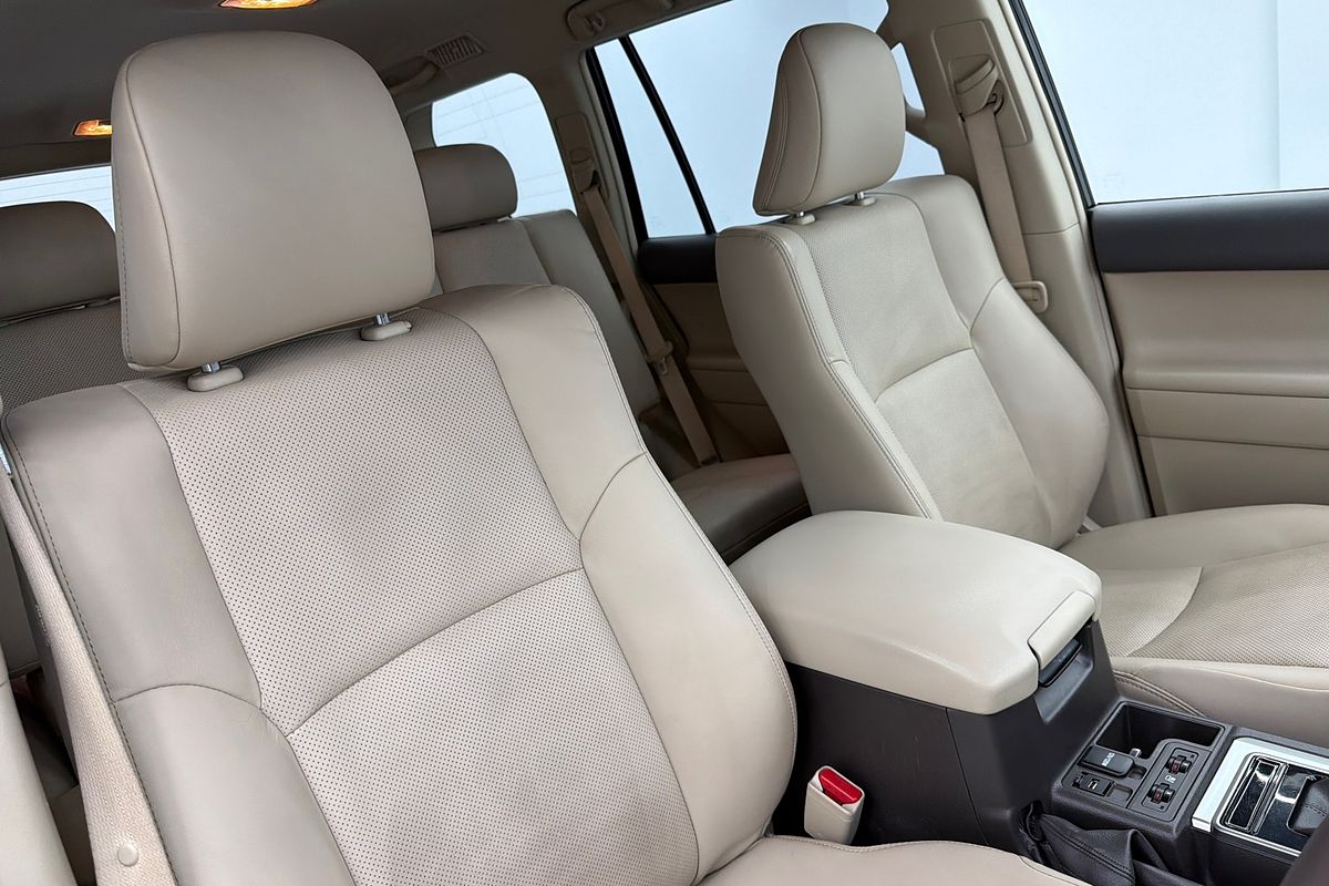 2023 Toyota Landcruiser Prado VX GDJ150R