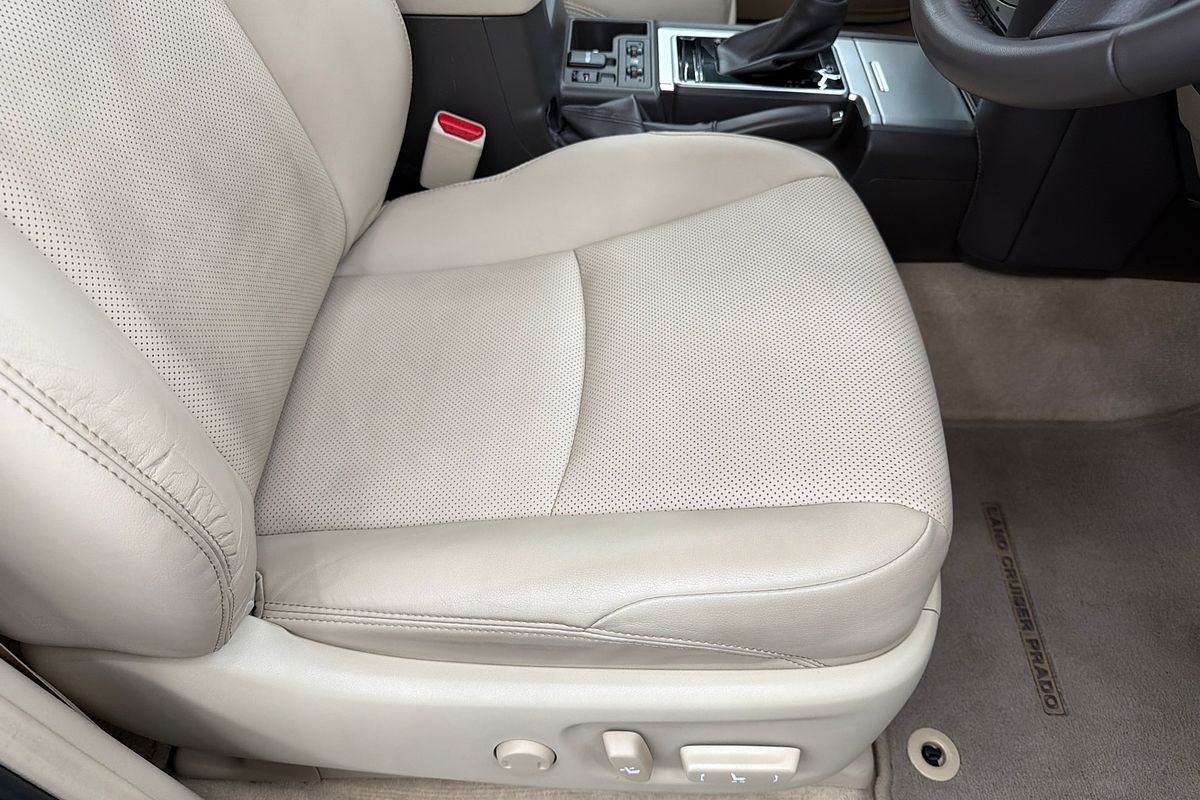 2023 Toyota Landcruiser Prado VX GDJ150R