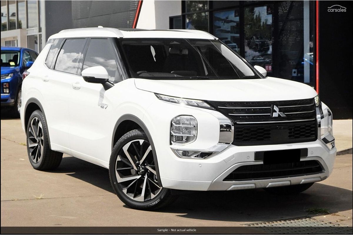 2025 Mitsubishi Outlander EXCEED 2.4L PHEV AWD 5ST ZM