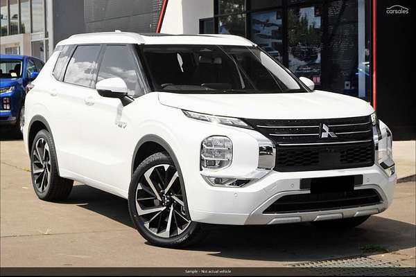 2025 Mitsubishi Outlander EXCEED 2.4L PHEV AWD 5ST ZM