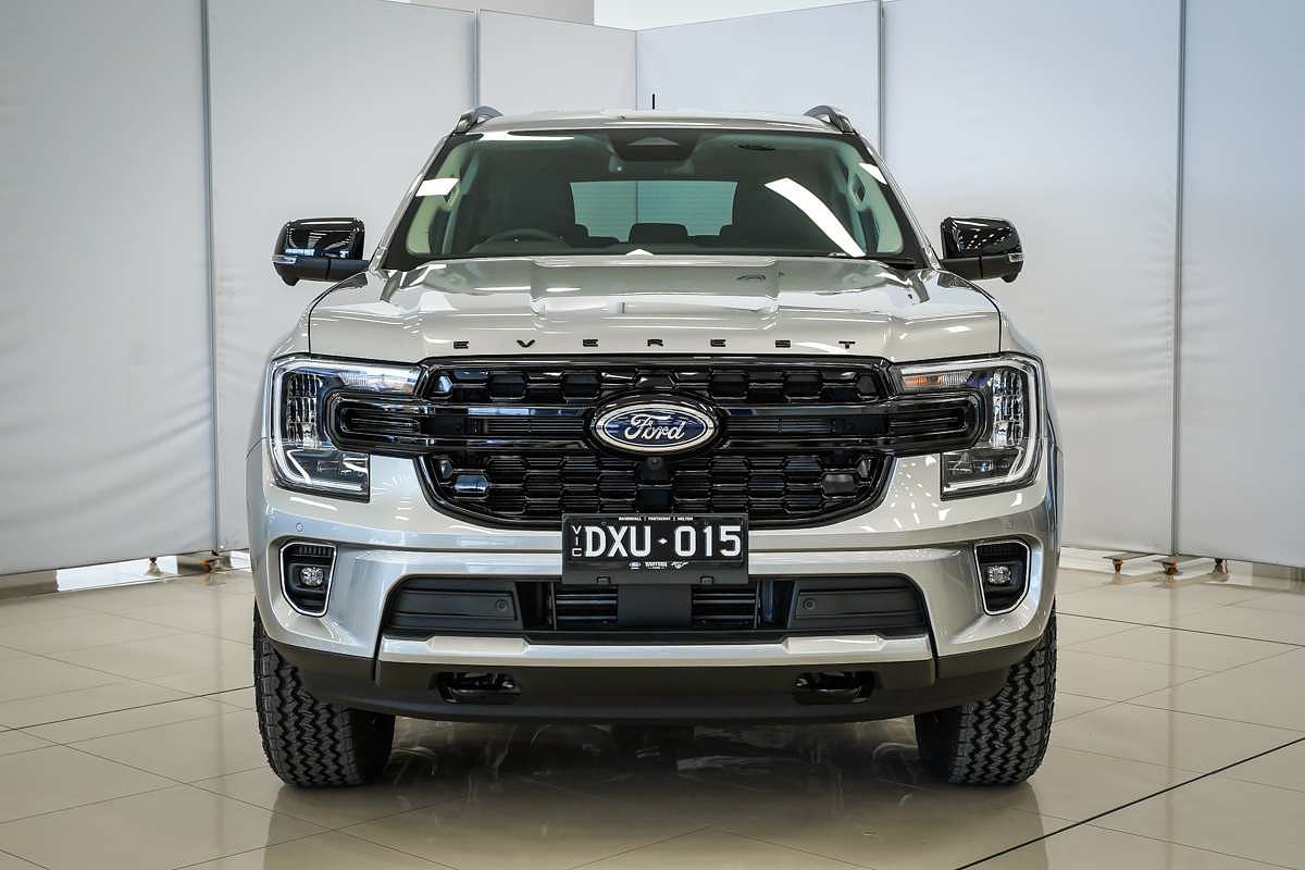 2025 Ford Everest Black Edition 2.0L