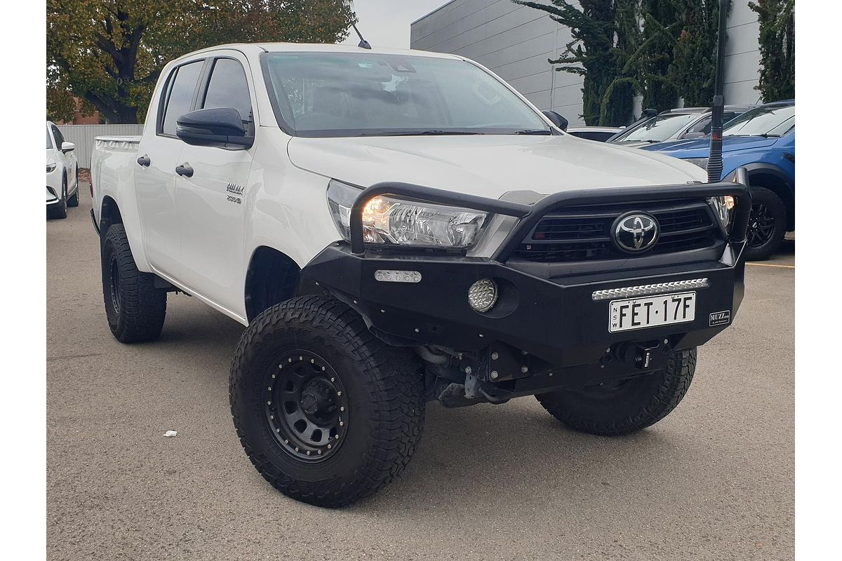 2020 Toyota Hilux SR GUN126R 4X4
