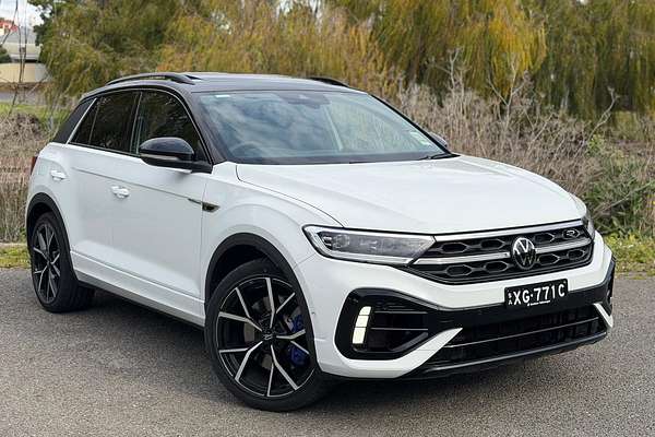 2025 Volkswagen T-Roc R D11