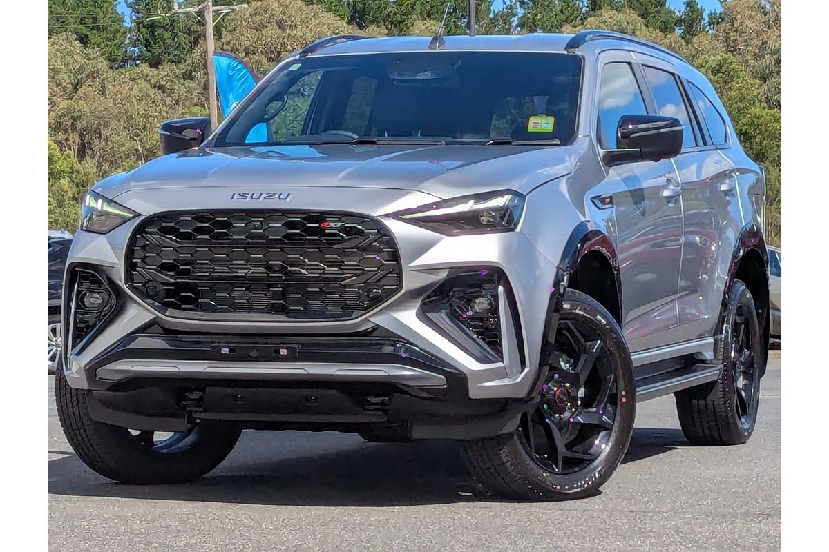 2026 Isuzu MU-X X-TERRAIN