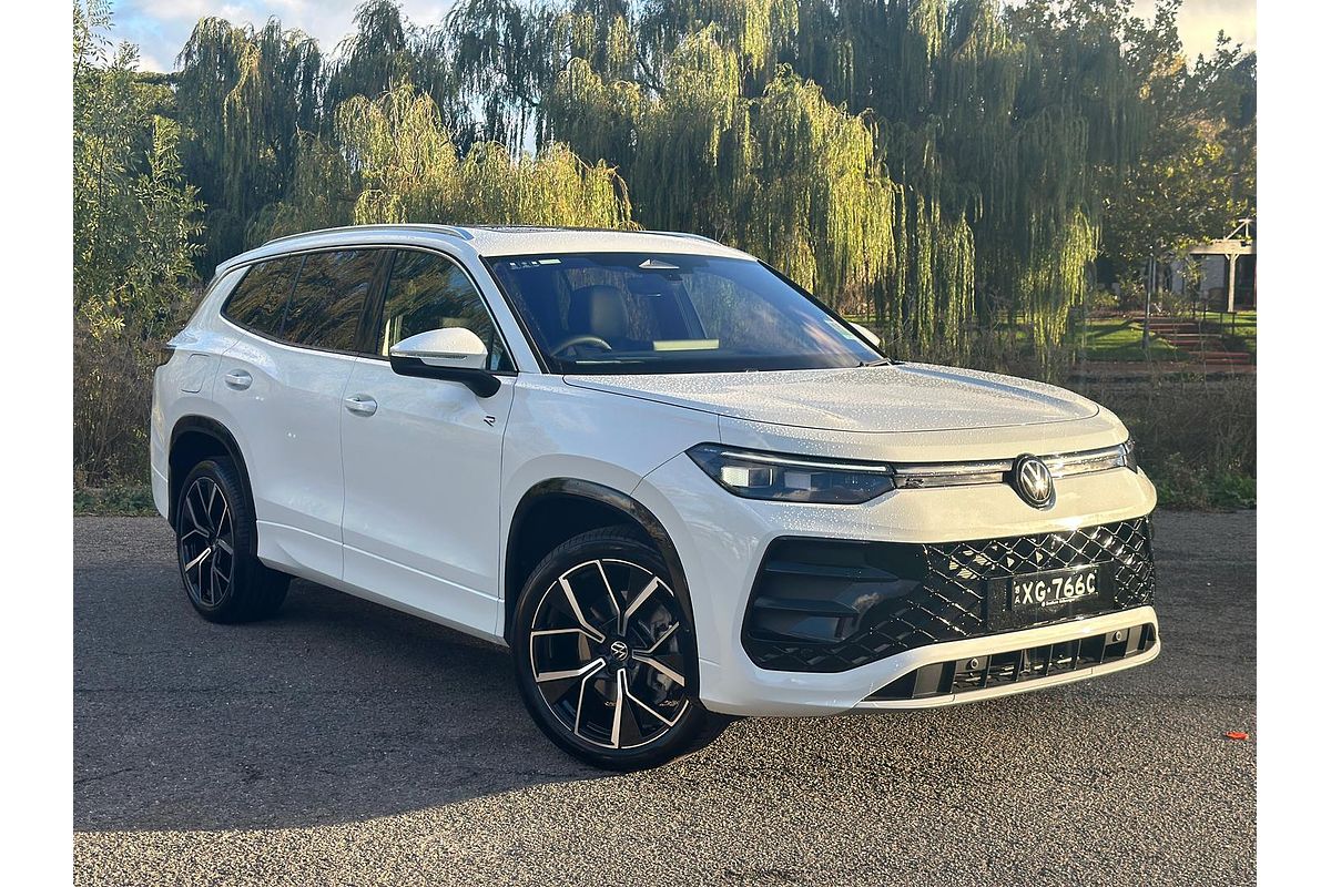 2026 Volkswagen Tayron 200TSI eHybrid R-Line R4