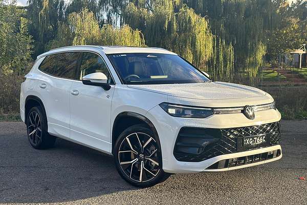 2026 Volkswagen Tayron 200TSI eHybrid R-Line R4