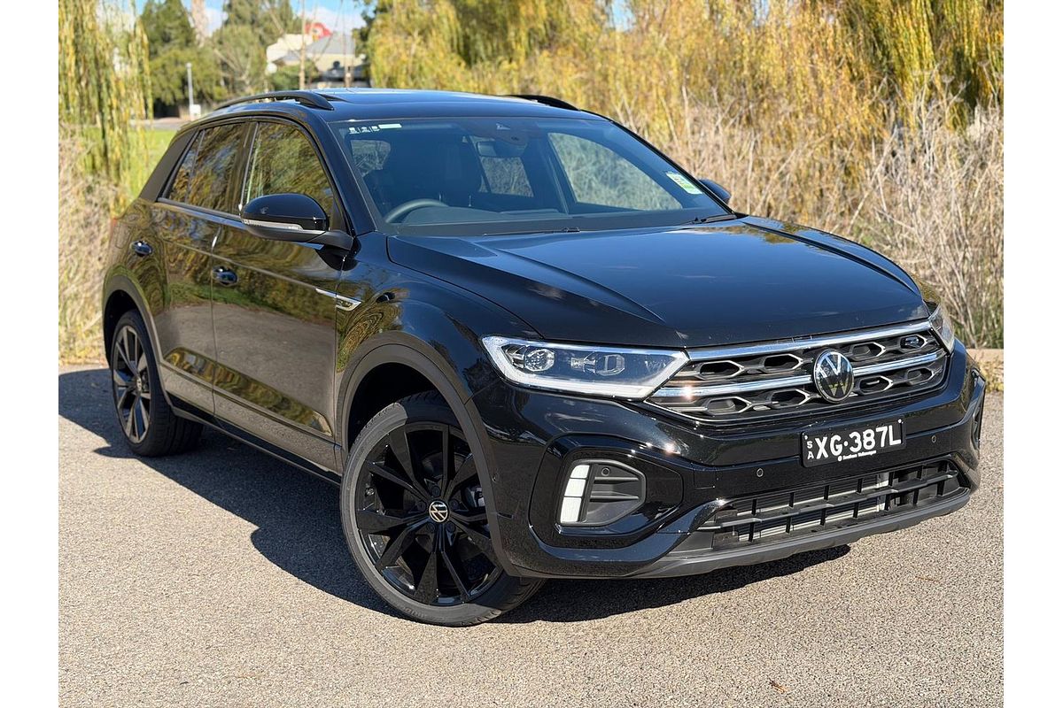 2025 Volkswagen T-Roc 140TSI R-Line D11