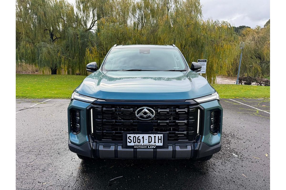 2025 LDV D90 Executive SV9A