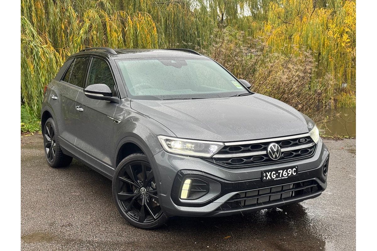 2025 Volkswagen T-Roc 140TSI R-Line D11