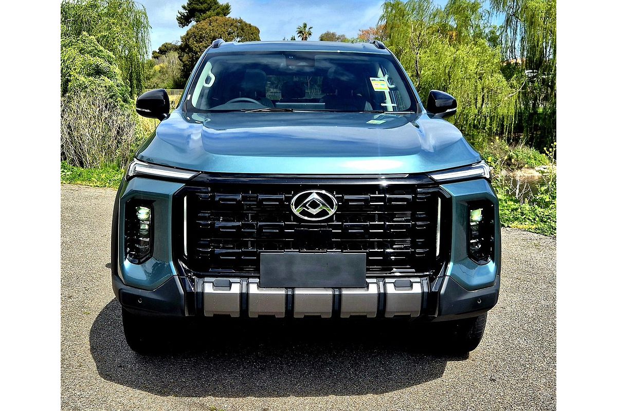 2025 LDV D90 Executive SV9A