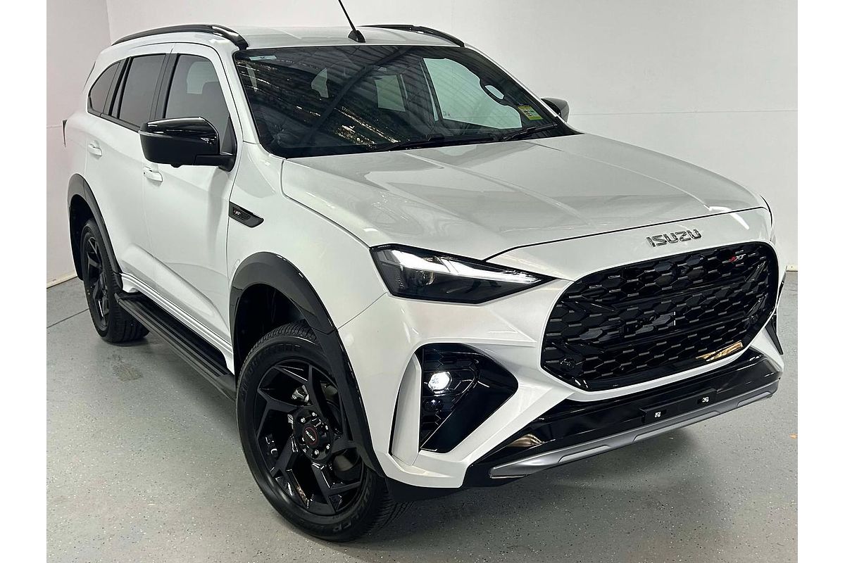 2026 Isuzu MU-X X-TERRAIN