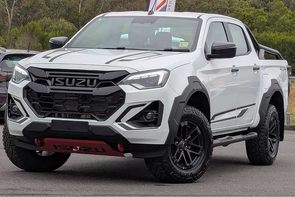 2026 Isuzu D-MAX BLADE