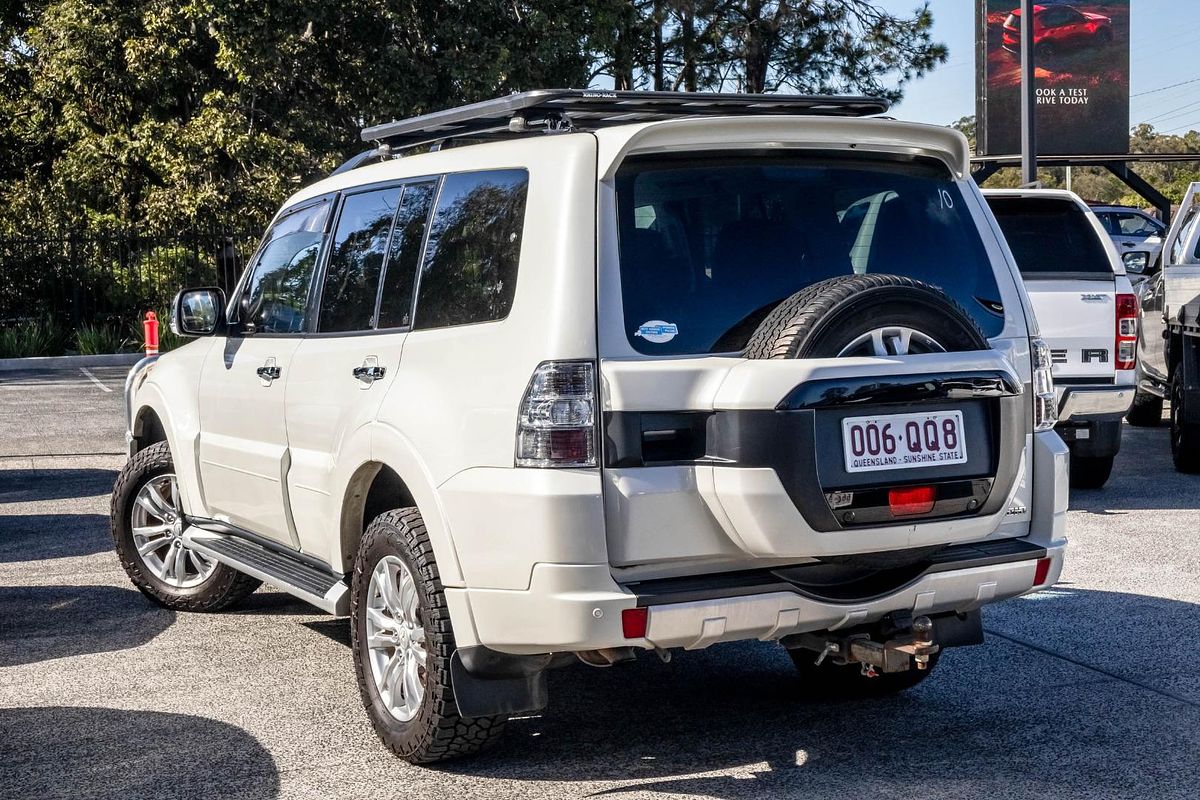 2019 Mitsubishi Pajero GLS NX