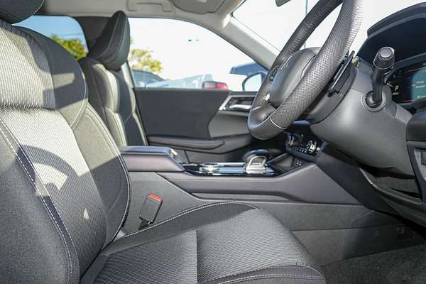 2025 Mitsubishi Outlander LS ZM thumb-9