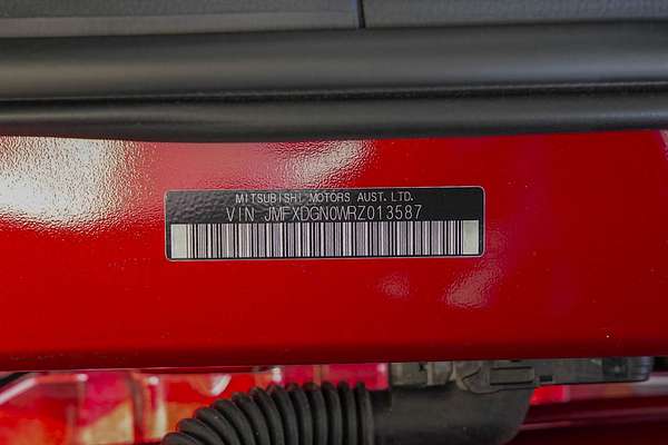 2024 Mitsubishi Outlander PHEV GSR ZM thumb-21