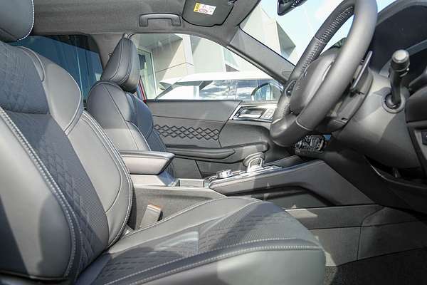 2024 Mitsubishi Outlander PHEV GSR ZM thumb-8