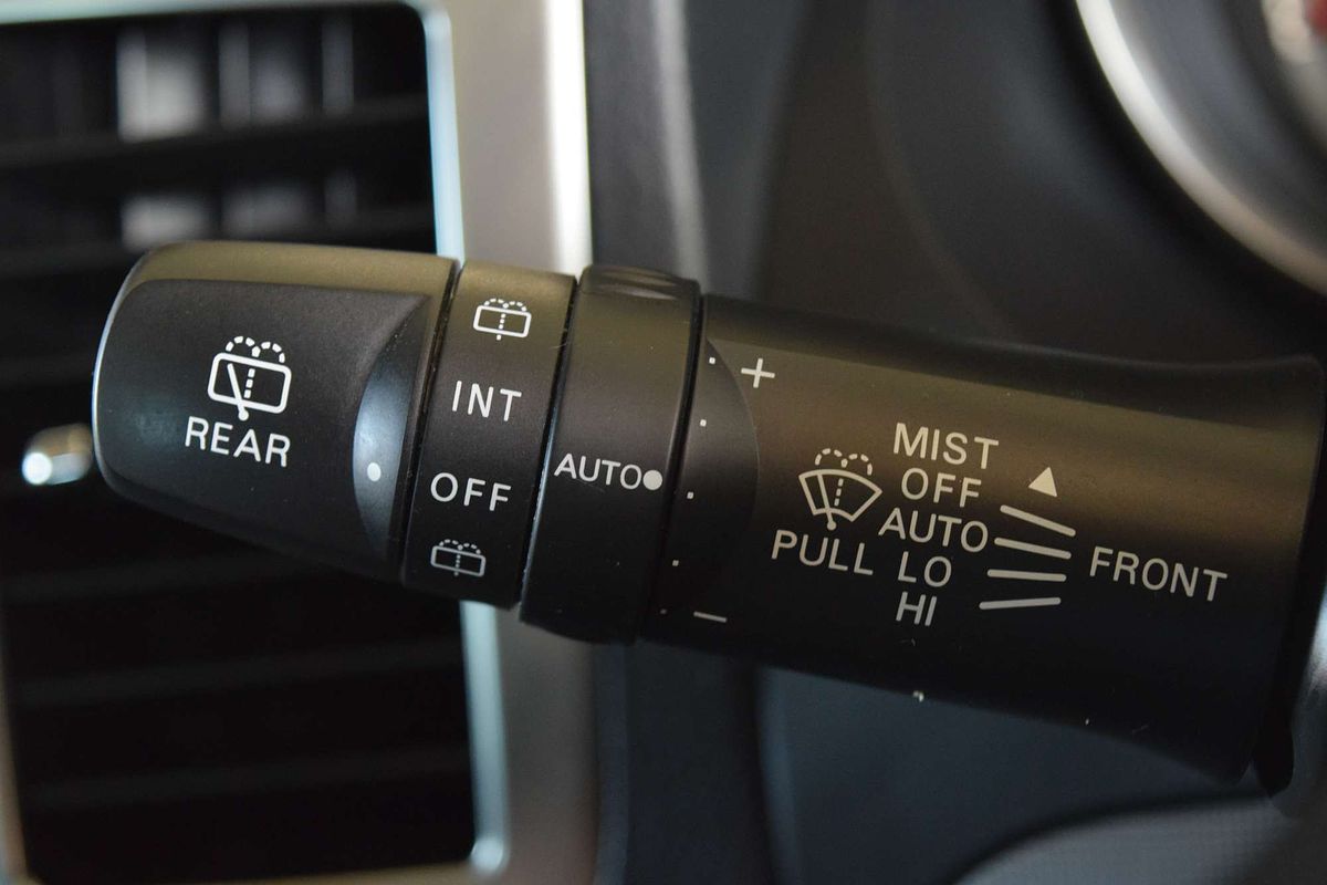 2015 Mitsubishi Pajero GLS NX