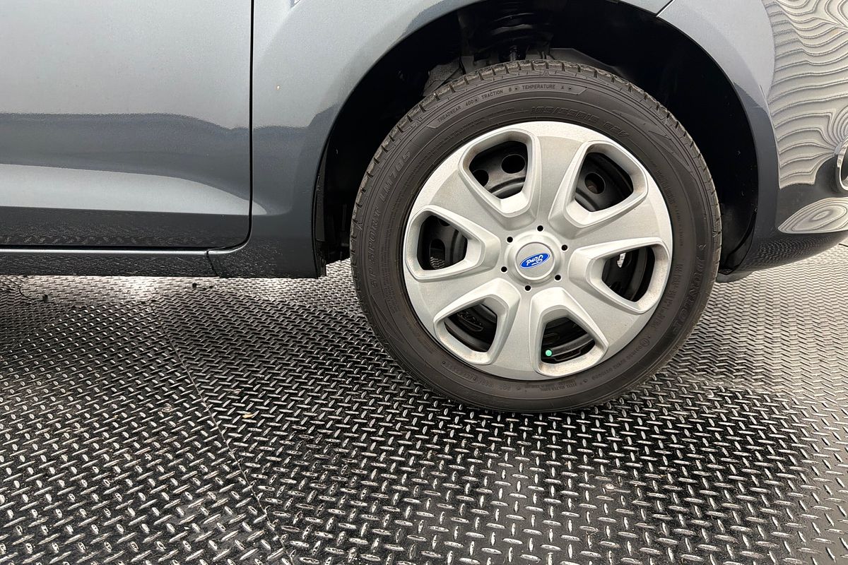 2011 Ford Fiesta CL WT