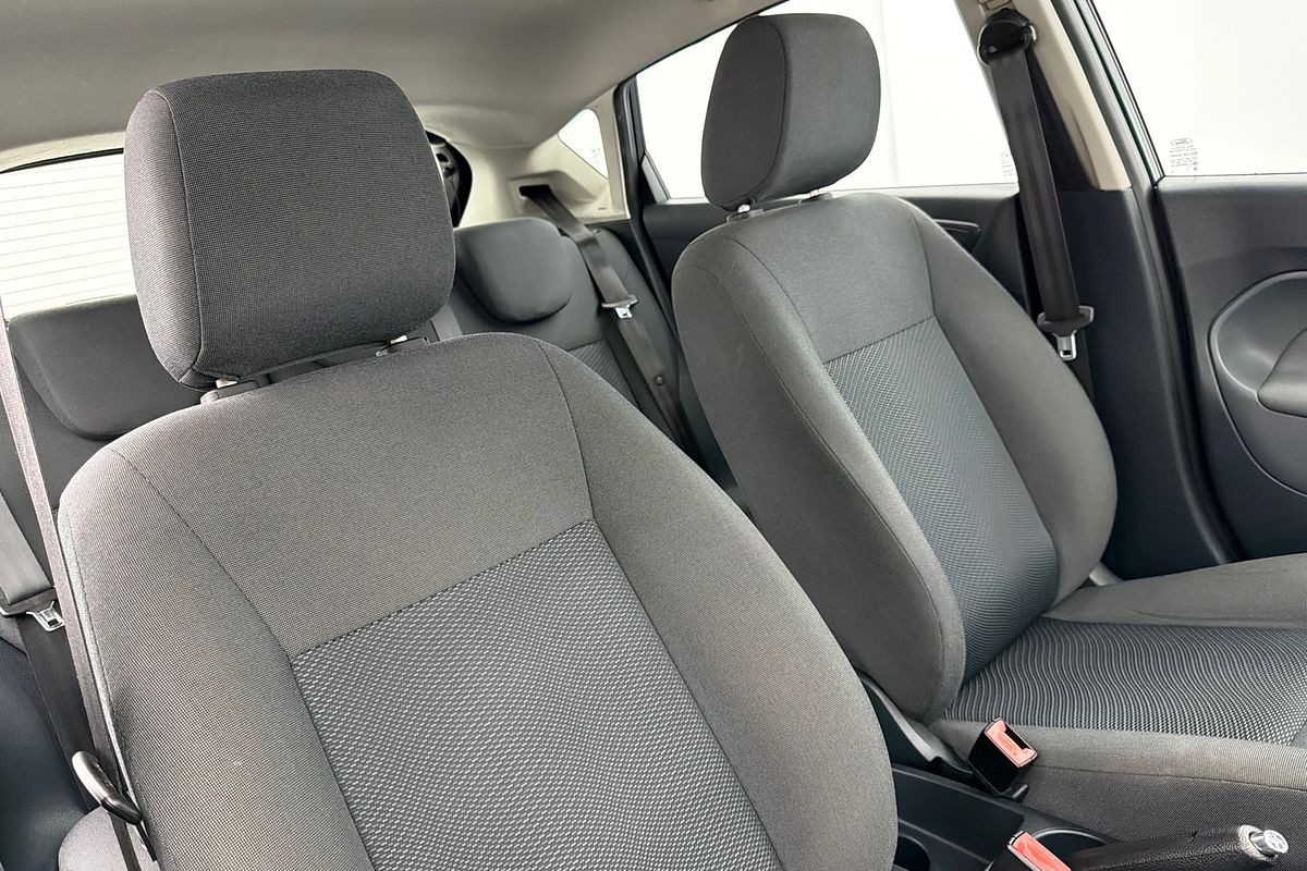 2011 Ford Fiesta CL WT