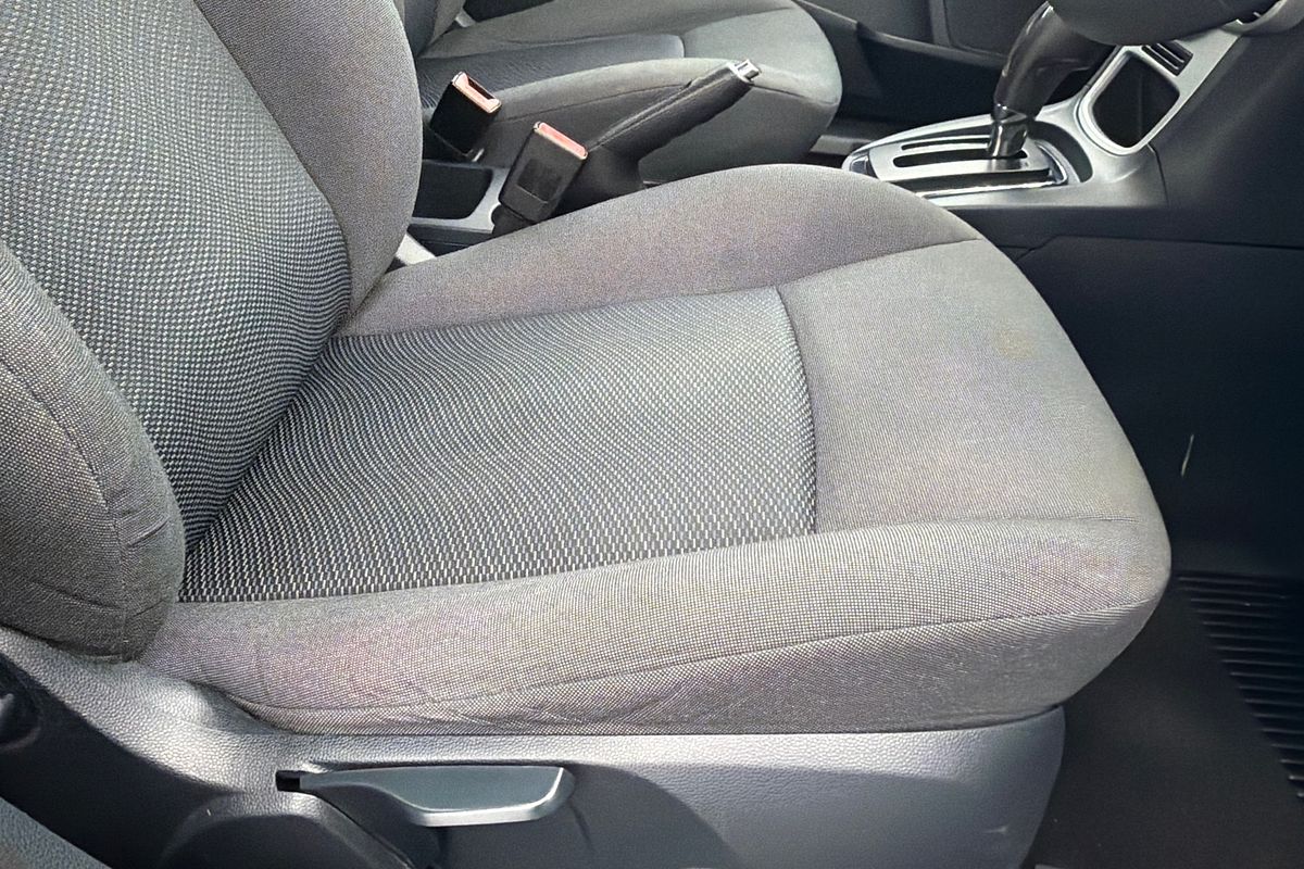 2011 Ford Fiesta CL WT