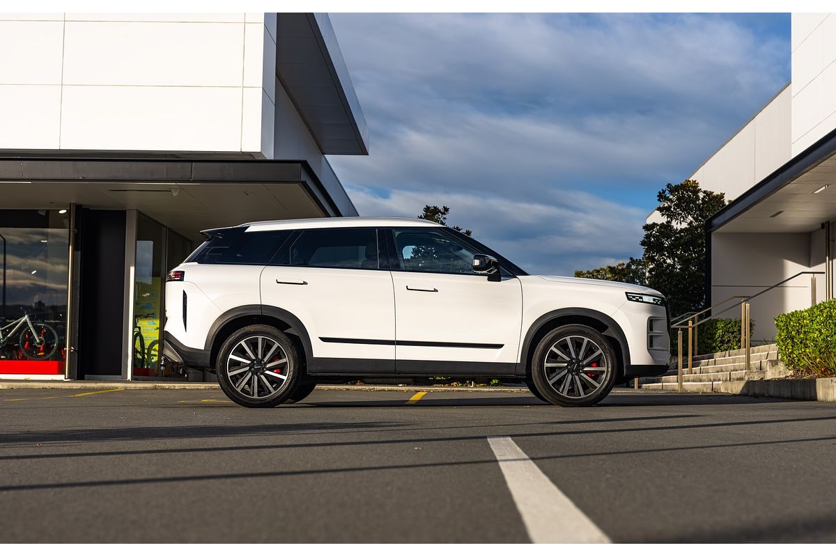 2025 OMODA JAECOO J7 Ex Plus 1.6Pt/Awd
