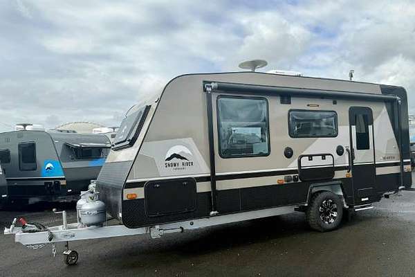 2026 Snowy River SRC CARAVAN CAFE SEATING