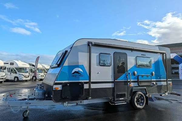 2026 Snowy River SRC CARAVAN CAFE SEATING