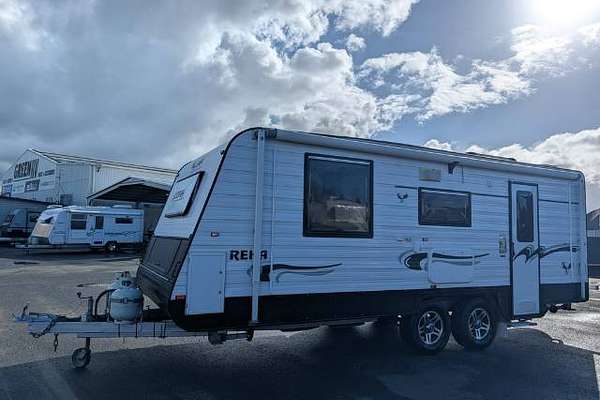 2014 Golden Eagle EUREKA CARAVAN 19'6 CAFE SEATING