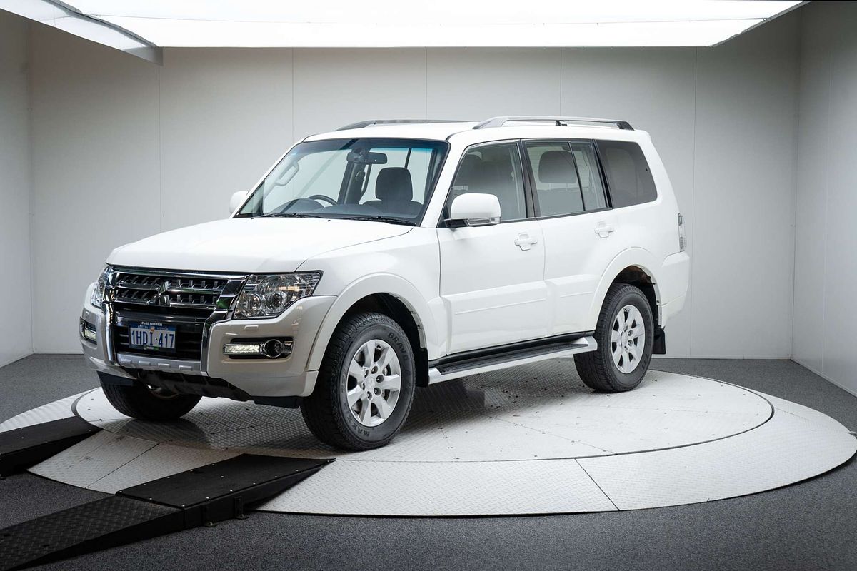 2021 Mitsubishi Pajero GLX NX