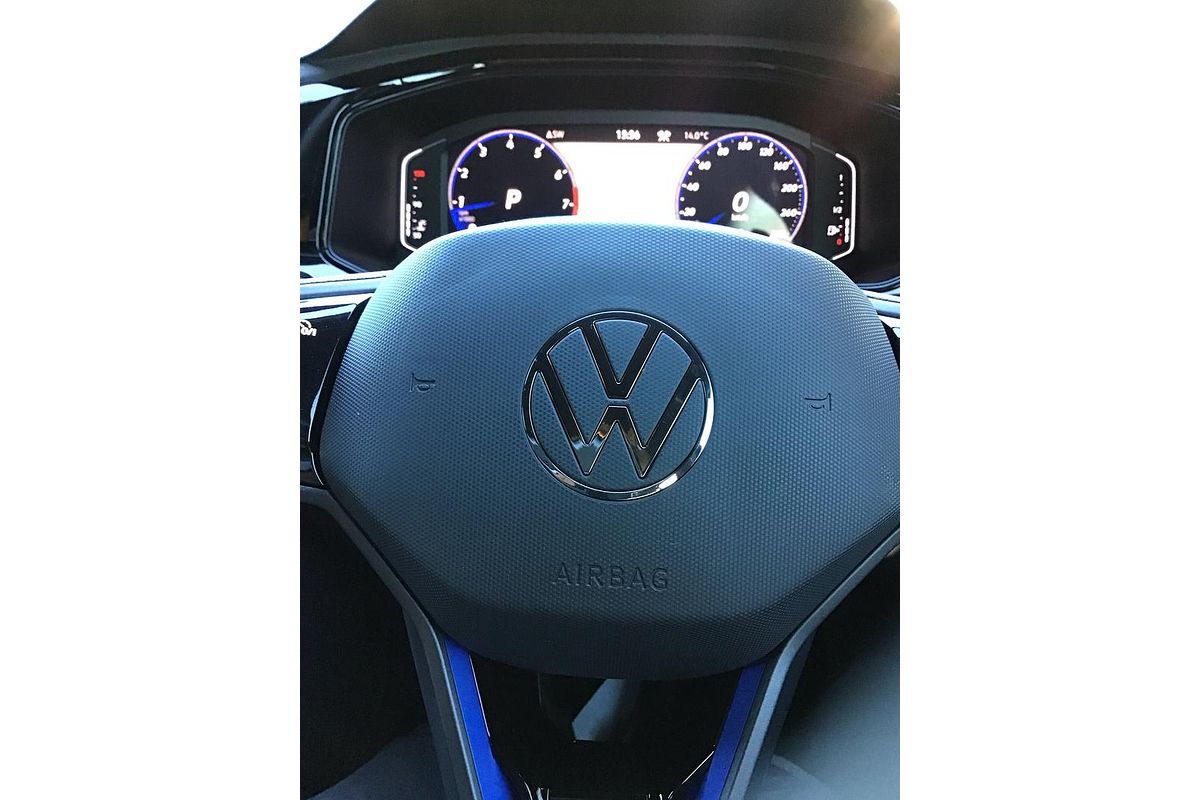 2023 Volkswagen T-Roc R D11