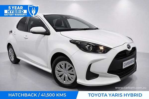 2022 Toyota YARIS HYBRID X 4WD MXPH15