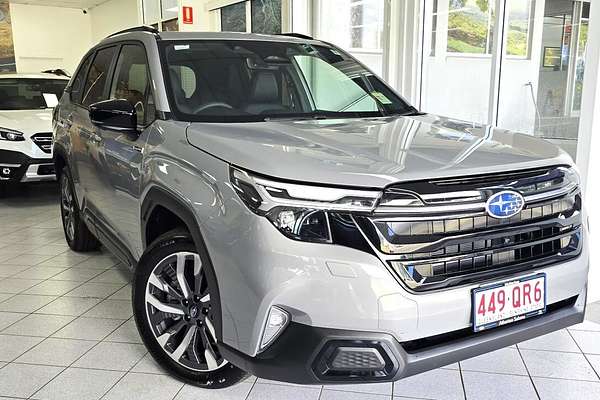 2025 Subaru Forester Hybrid Touring S6