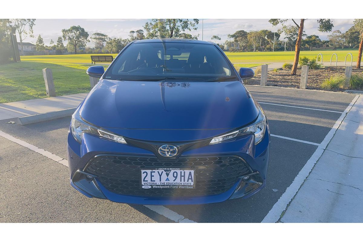 2023 Toyota Corolla SX Hybrid ZWE219R