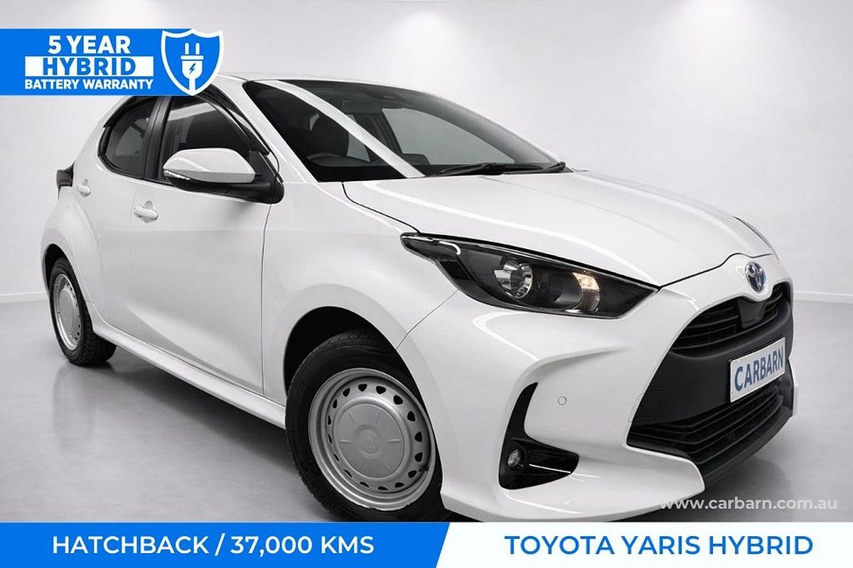 2023 Toyota YARIS HYBRID X 4WD MXPH15