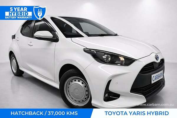2023 Toyota YARIS HYBRID X 4WD MXPH15
