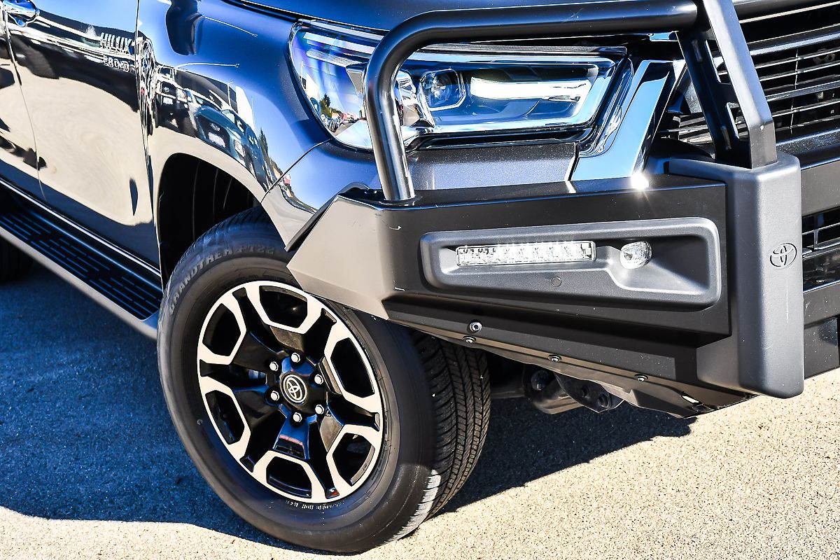 2023 Toyota Hilux SR5 GUN126R 4X4