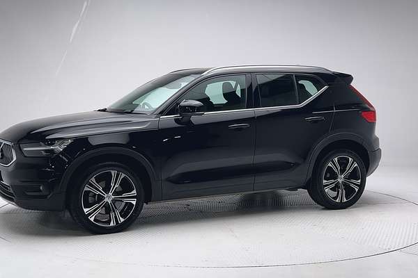 2021 Volvo XC40 T4 Inscription thumb-3