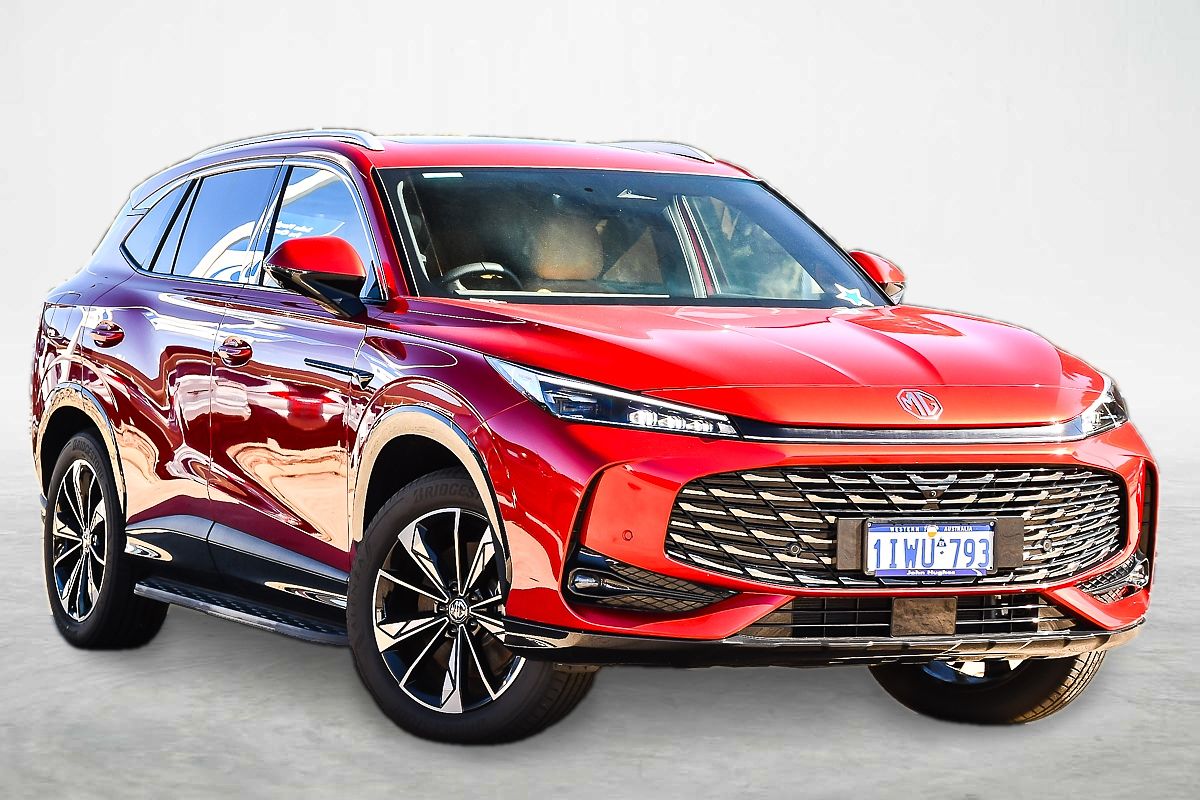 2025 MG HS Super Hybrid Essence AS33P