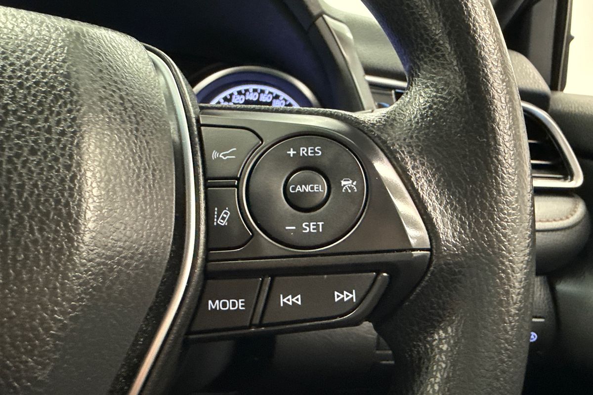 2020 Toyota Camry Ascent AXVH71R