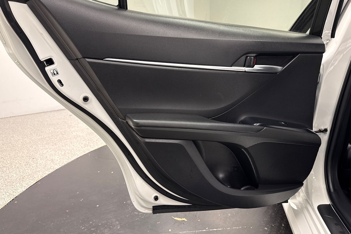 2020 Toyota Camry Ascent AXVH71R
