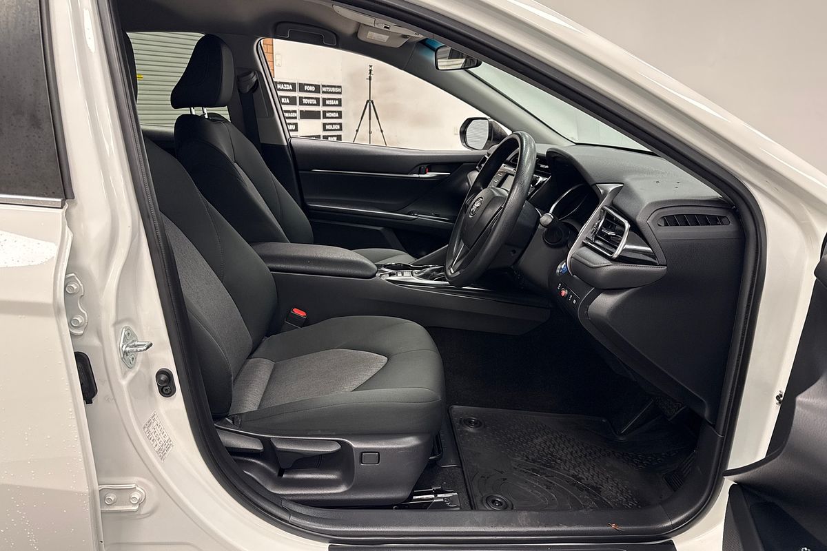 2020 Toyota Camry Ascent AXVH71R