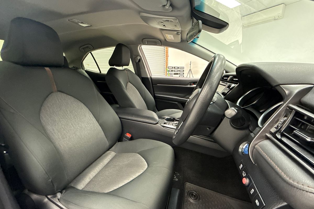 2020 Toyota Camry Ascent AXVH71R