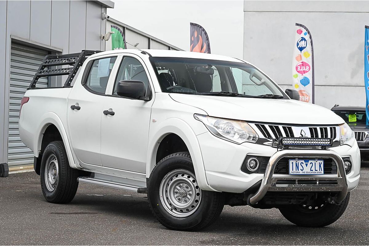 2015 Mitsubishi Triton GLX MQ 4X4