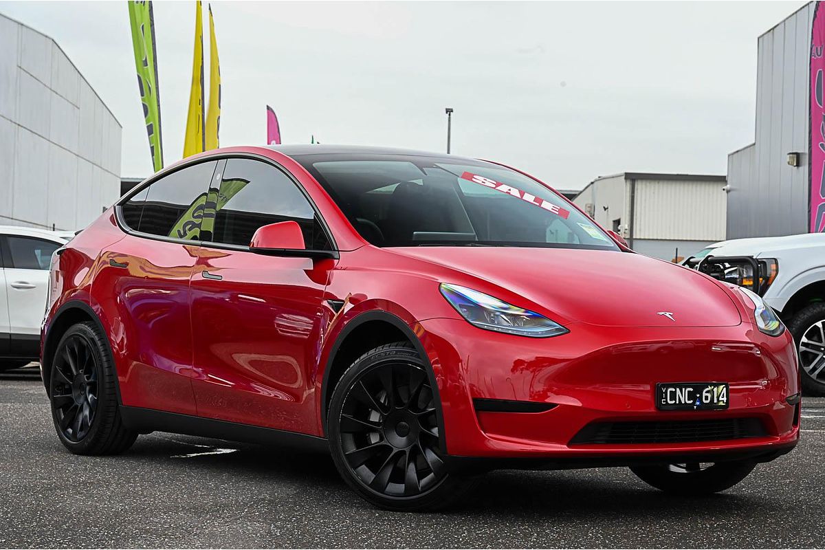 2023 Tesla Model Y Rear-Wheel Drive