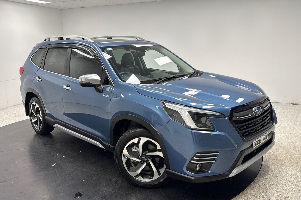 2023 Subaru Forester Hybrid S S5