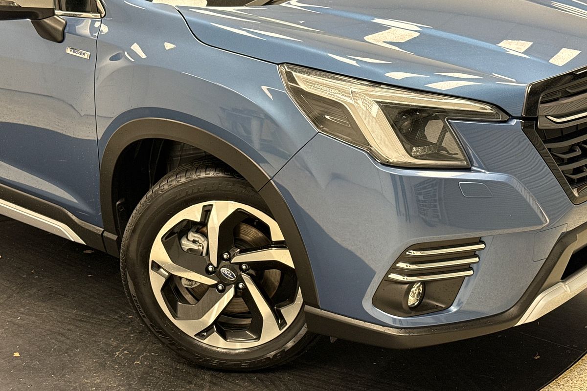2023 Subaru Forester Hybrid S S5