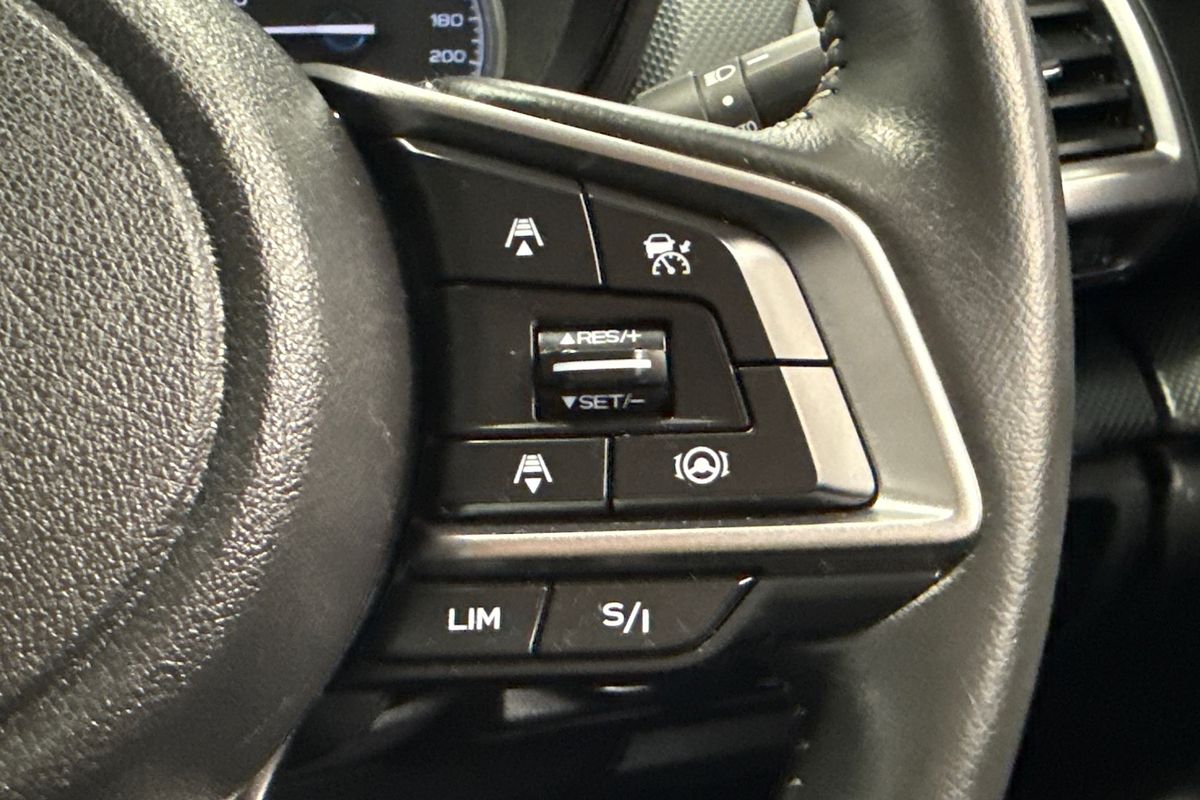 2023 Subaru Forester Hybrid S S5
