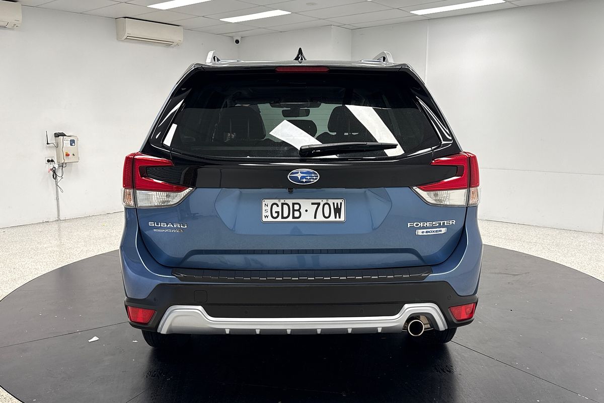 2023 Subaru Forester Hybrid S S5
