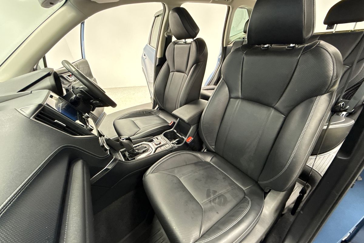 2023 Subaru Forester Hybrid S S5